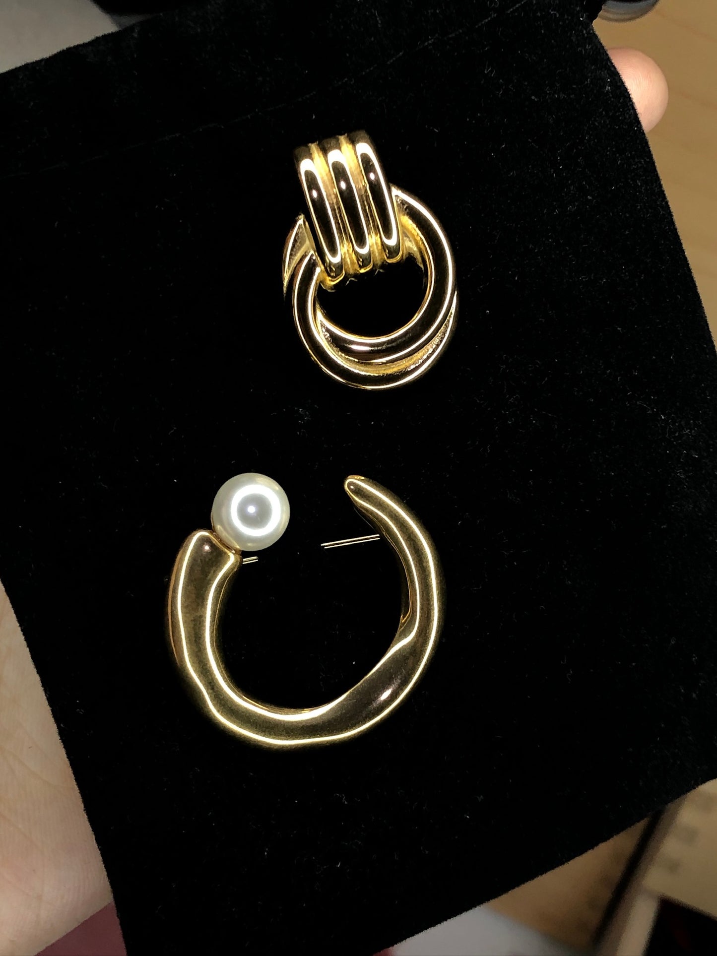 HERA BROOCH