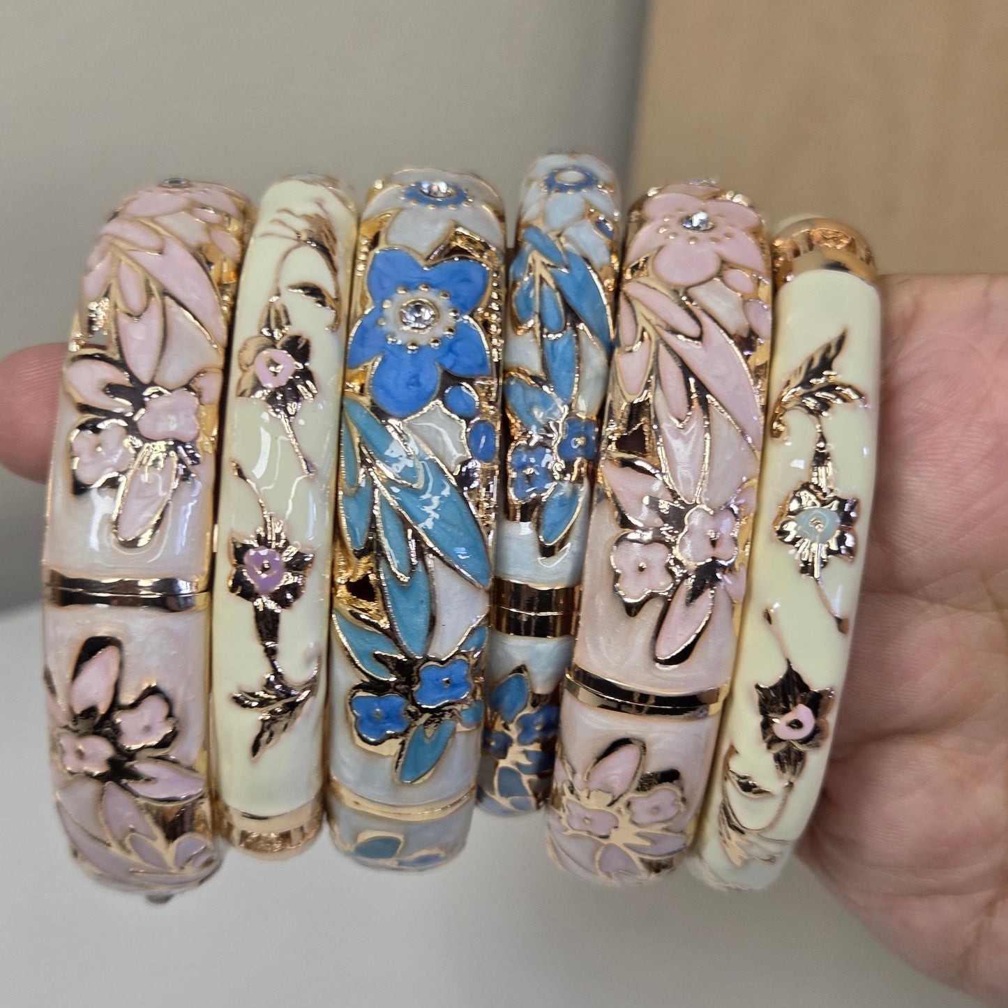 ALUNA BANGLE