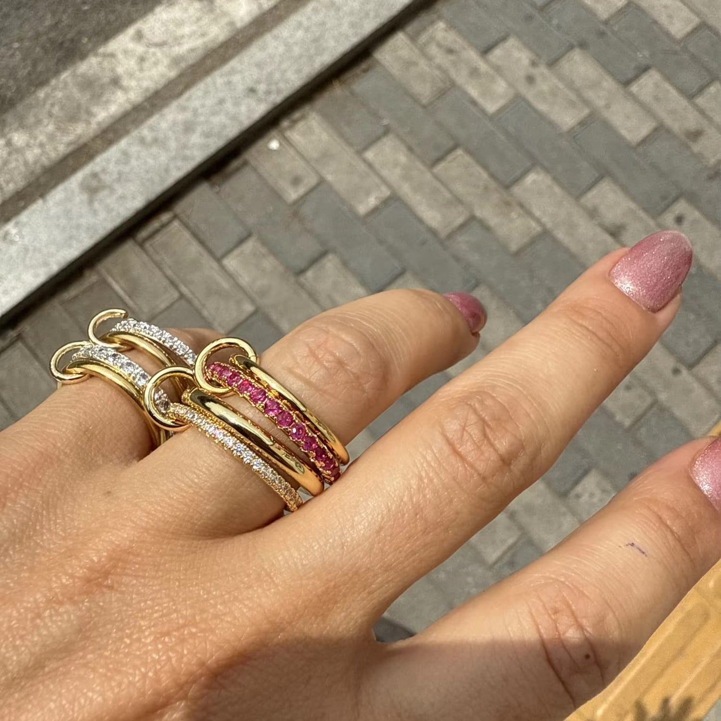 ANGGUN RING