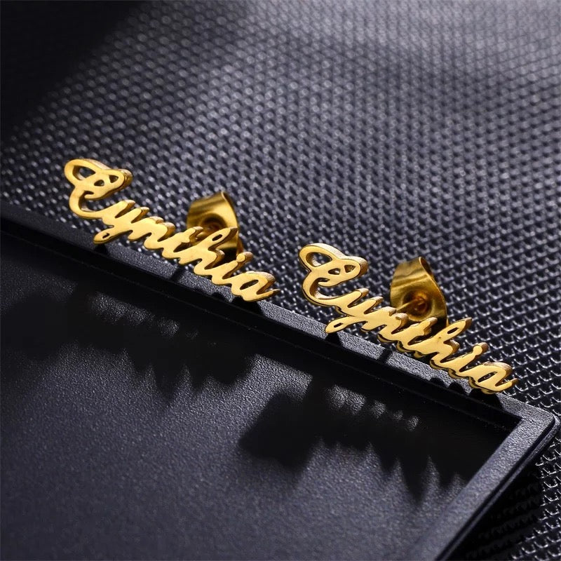 [PRE-ORDER] NAME EARRING