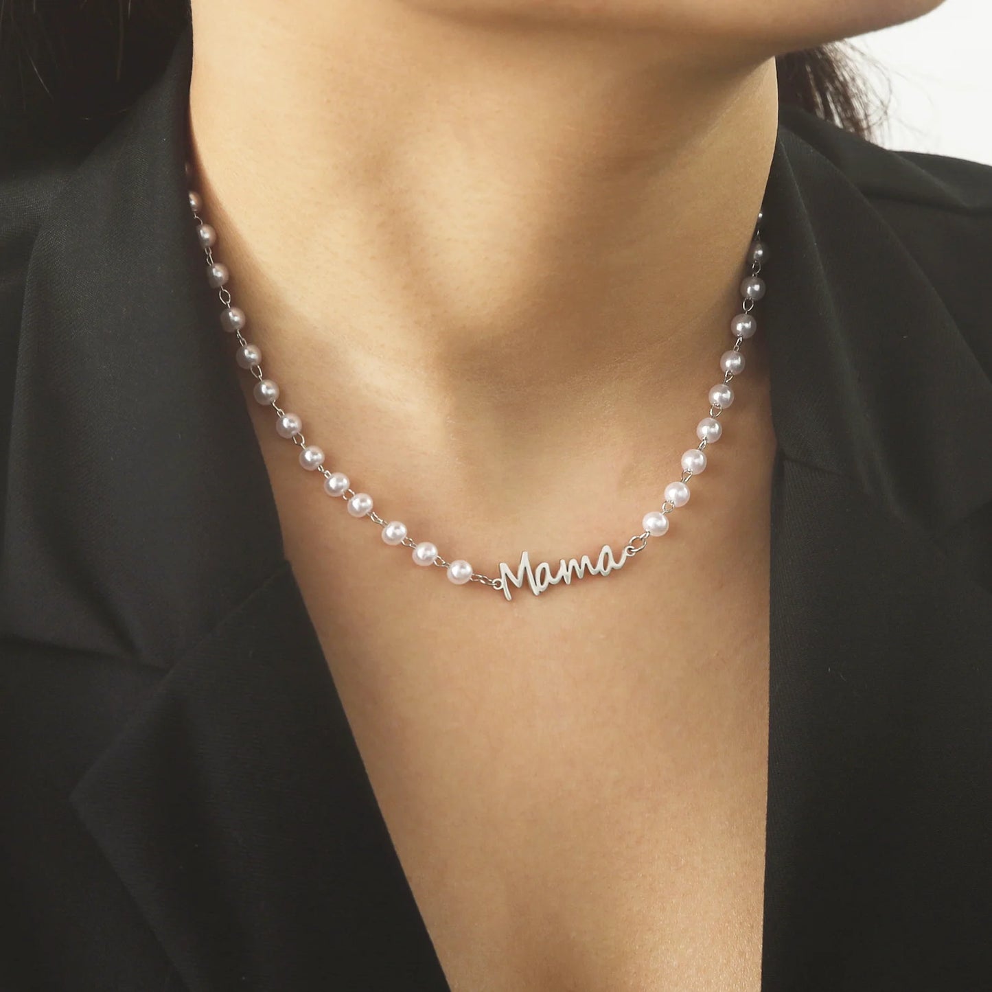 MAMA Pearl Necklace