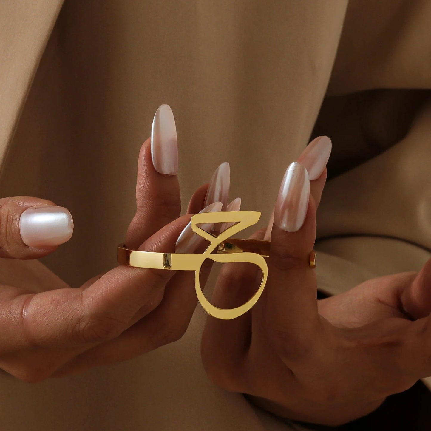 [PRE-ORDER] INITIAL ARABIC BANGLE
