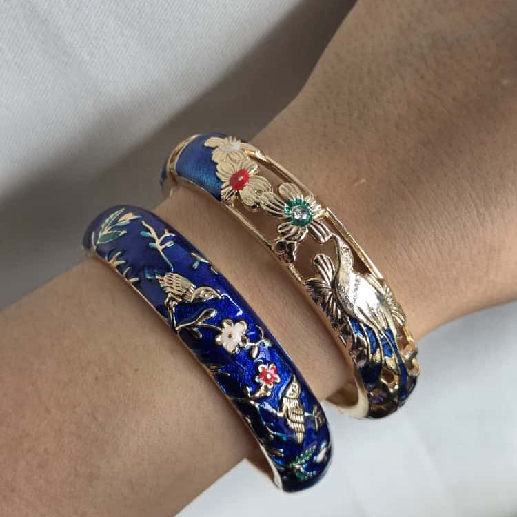 ALUNA BANGLE