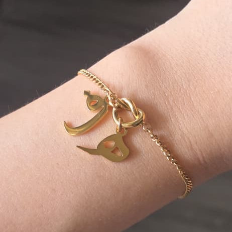 [PRE-ORDER] INITIAL JAWI LOVE KNOT CHAIN